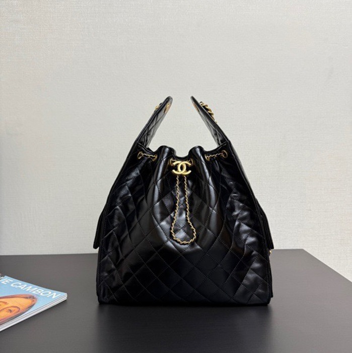 シャネル ショルダーバッグ ホーボー 30×30×15cm