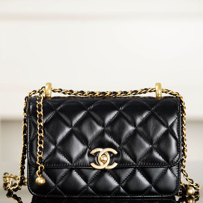 シャネル ショルダーバッグ CF 12×19×8cm