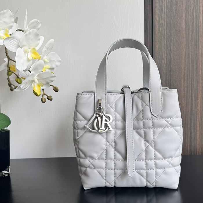 ディオール ハンドバッグ トゥジュール 16×12×18cm