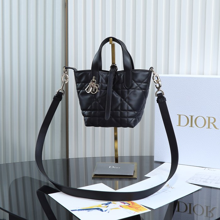 ディオール ハンドバッグ トゥジュール 13×15×12cm