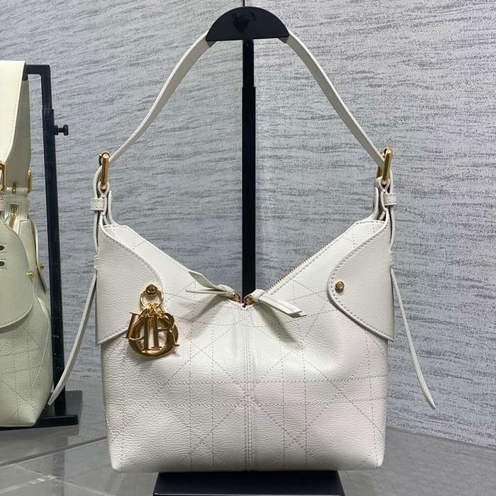 ディオール ハンドバッグ ヴォヤージュ 22×9.5×15cm