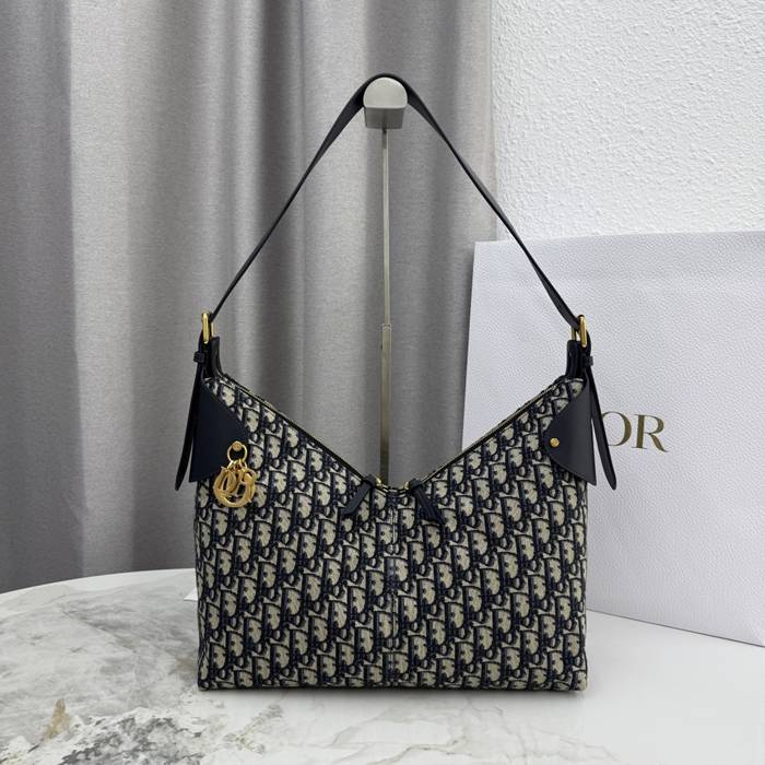 ディオール ハンドバッグ ヴォヤージュ 34×22×13cm