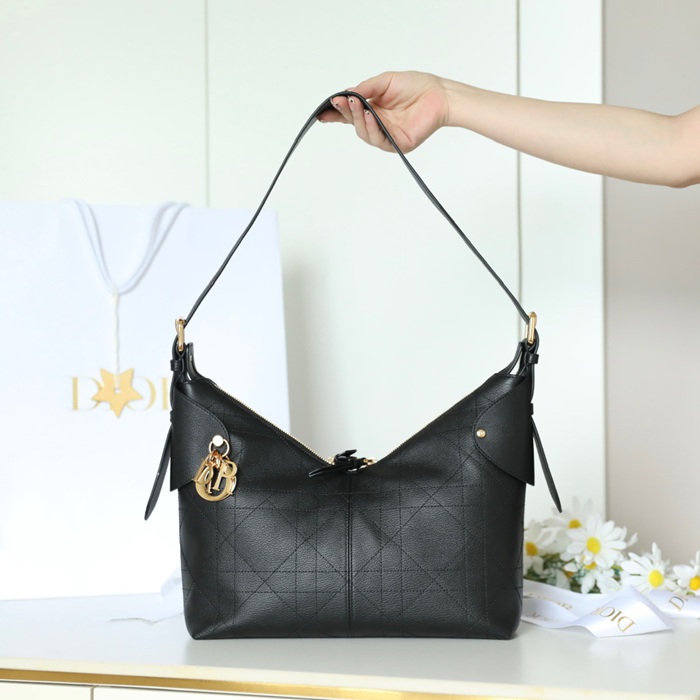 ディオール ハンドバッグ ヴォヤージュ 28×18×12cm