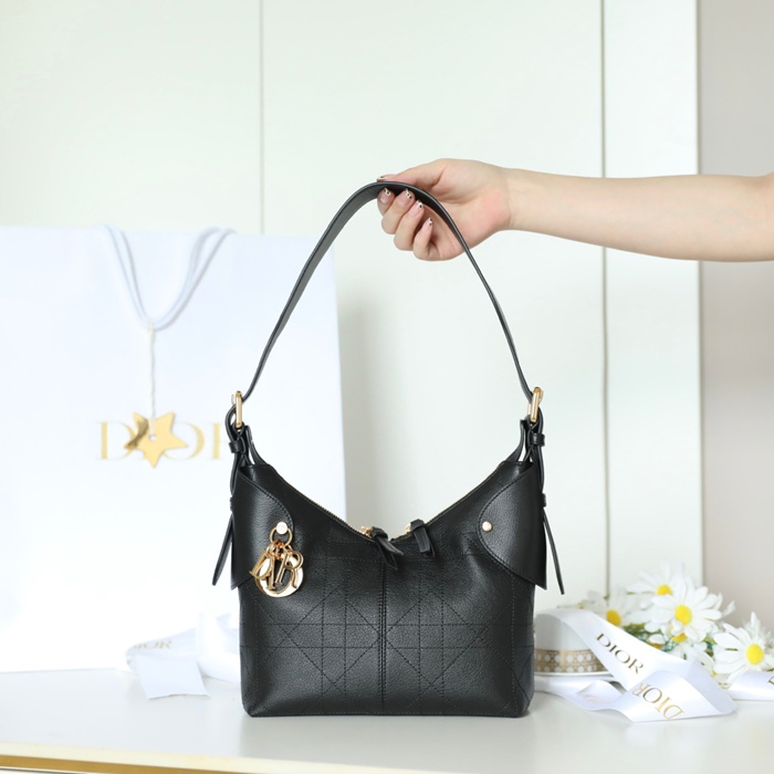 ディオール ハンドバッグ ヴォヤージュ 22×15×9.5cm