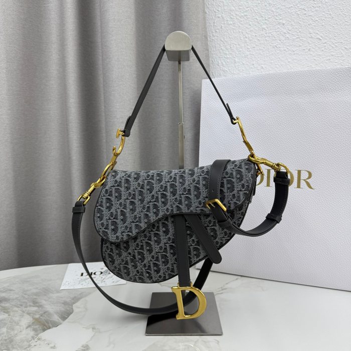 ディオール ショルダーバッグ サドル 25.5×20×6.5cm