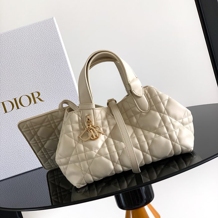 ディオール ハンドバッグ トゥジュール 23×14×12cm