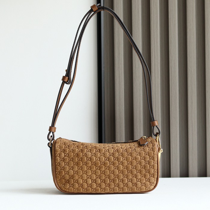 グッチ ショルダーバッグ ハーフホースビット 19×19.5×9cm