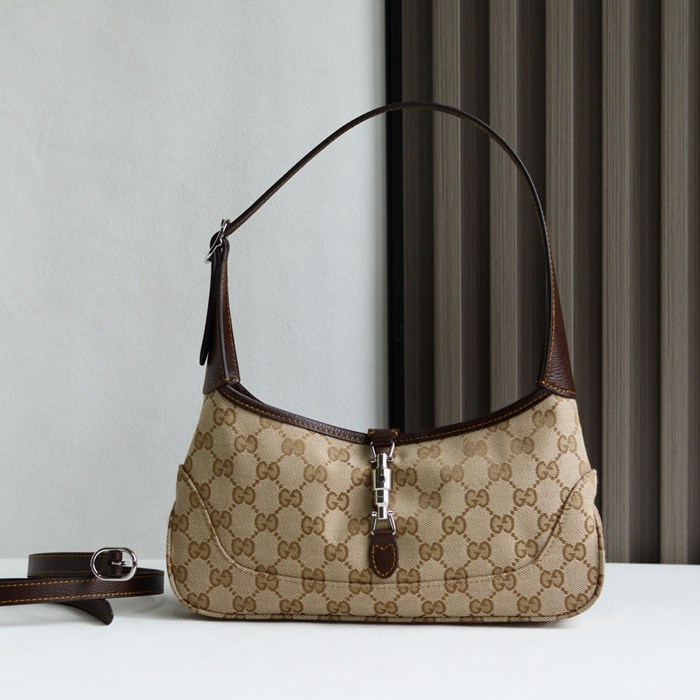 グッチ ショルダーバッグ 27×13×6cm