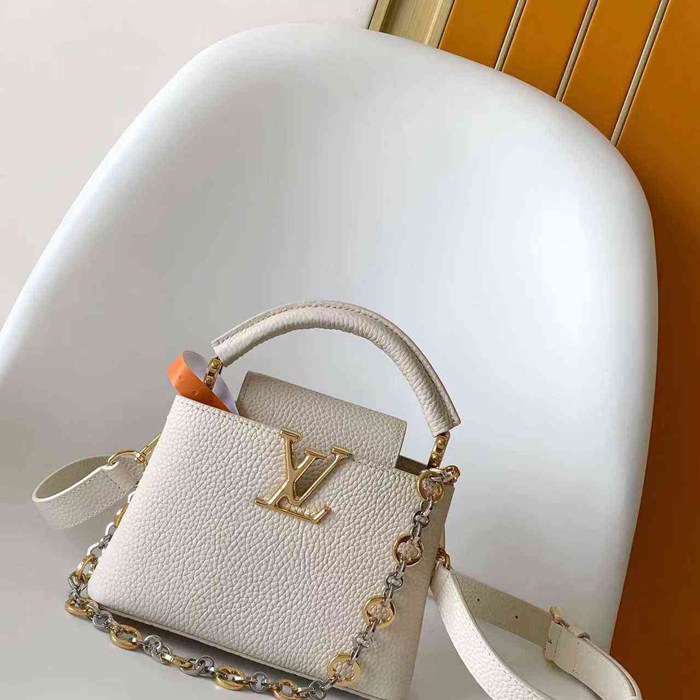 LV ハンドバッグ カプシーヌ 21×12×8cm