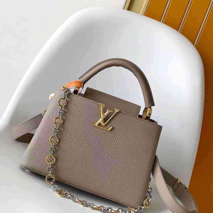 LV ハンドバッグ カプシーヌ 21×12×8cm