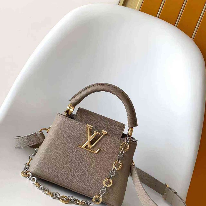 LV ハンドバッグ カプシーヌ 21×12×8cm