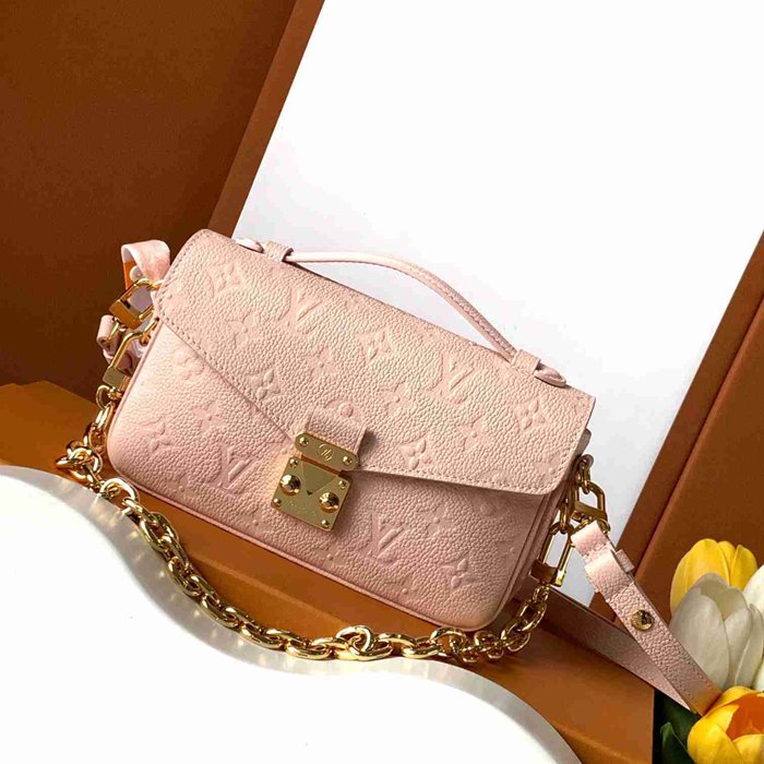 LV ショルダーバッグ ポシェットメティス 21.5×13.5×6cm