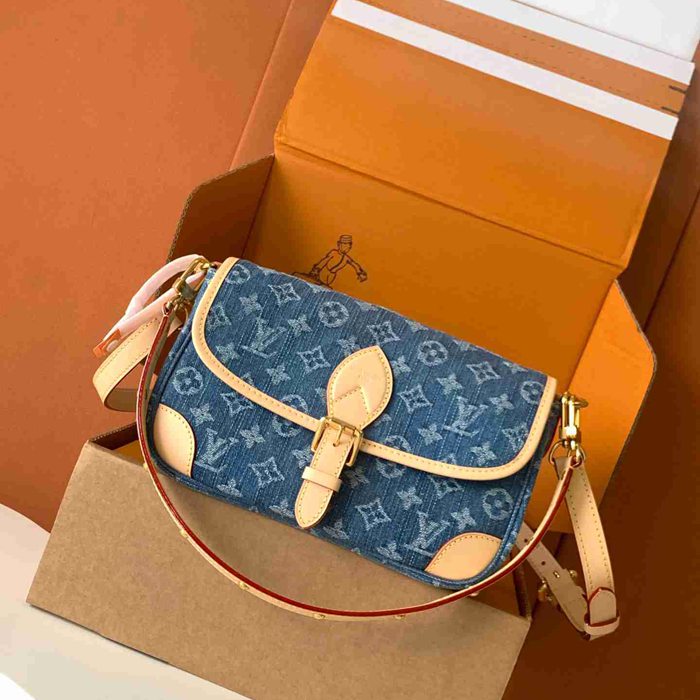 LV ショルダーバッグ ディアン 15×9×24cm