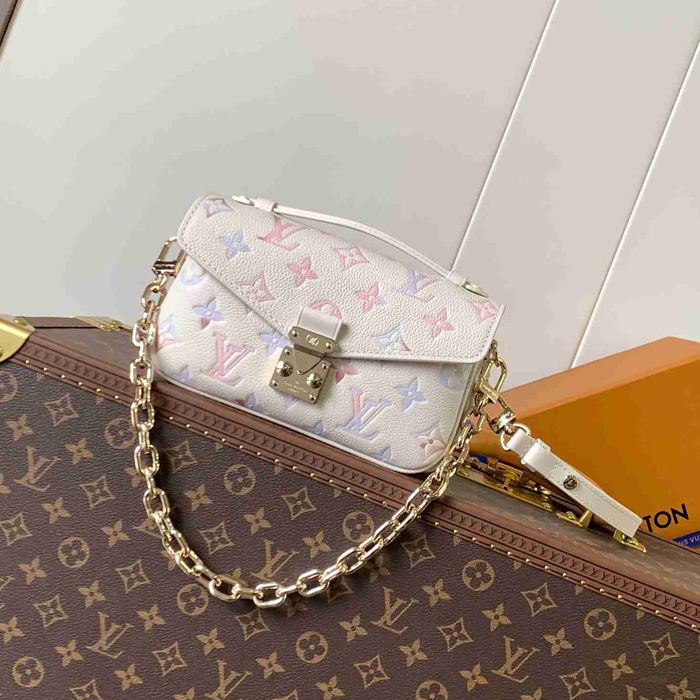 LV ショルダーバッグ ポシェットメティス 13.5×6×21.5cm