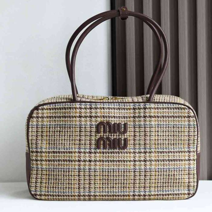 MIUMIU トートバッグ キャンバス 34×20×10cm