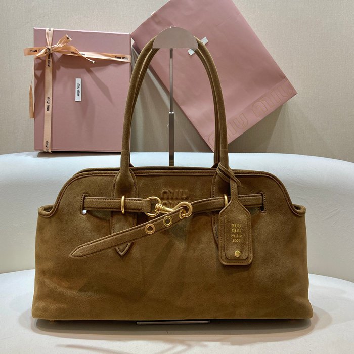 プラダ トートバッグ アバンチュール 44×22.5×14.5cm