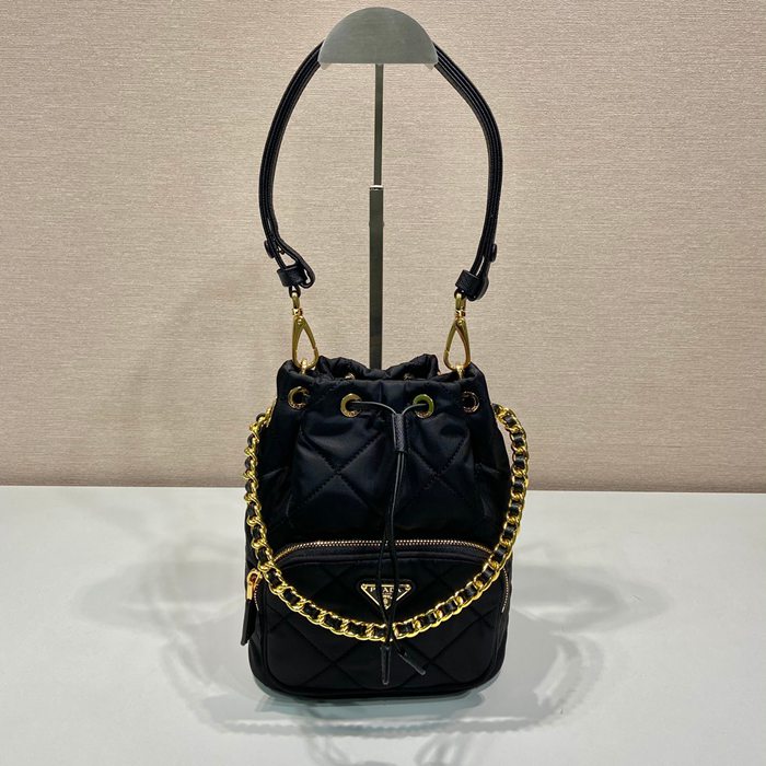プラダ ショルダーバッグ 22.5×17.5×12cm