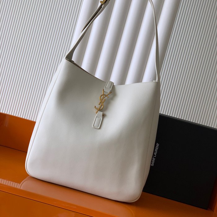 サンローラン ショルダーバッグ LE5A7 30×31×13cm