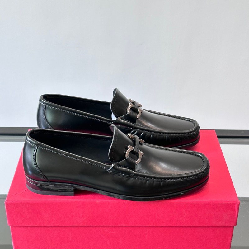 フェラガモ メンズ ビジネスシューズ 39-44