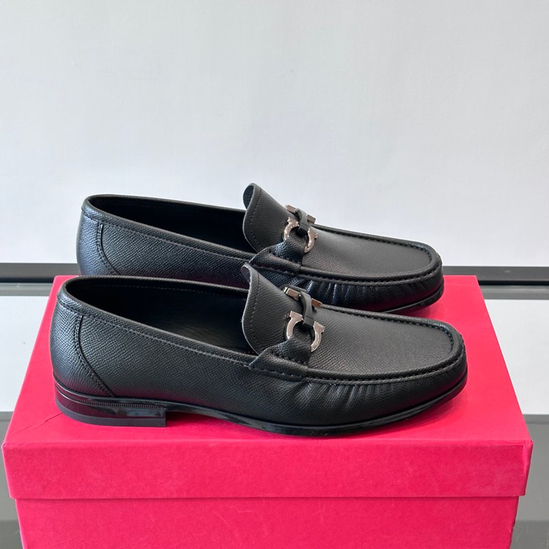 フェラガモ メンズ ビジネスシューズ 39-44