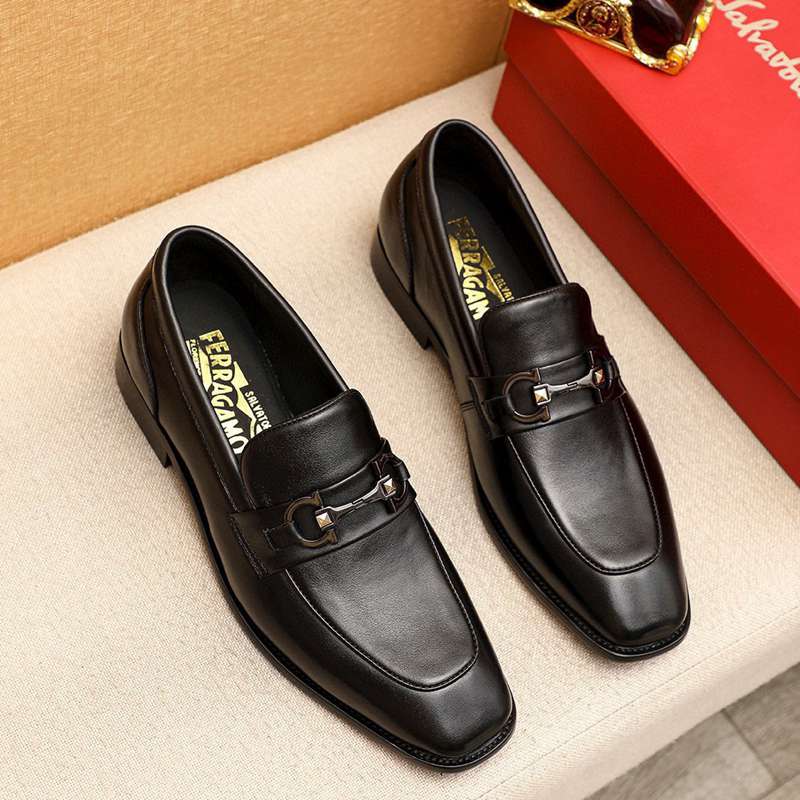 フェラガモ メンズ ビジネスシューズ 38-44