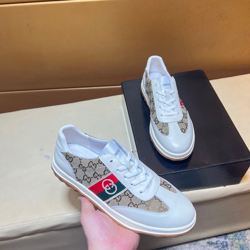 グッチ メンズ スニーカー 38-44