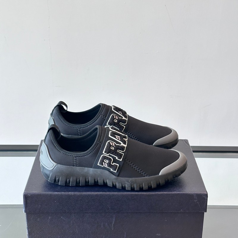 プラダ メンズ スニーカー 39-44