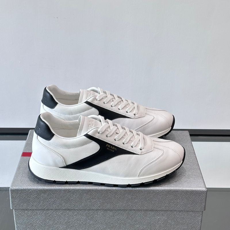 プラダ メンズ スニーカー 39-45