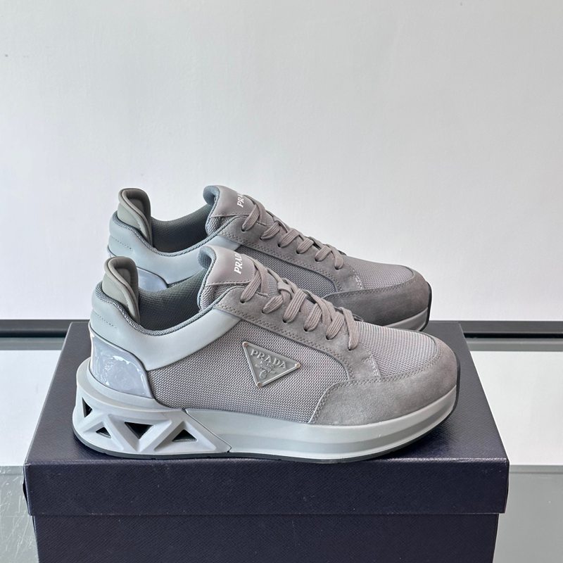 プラダ メンズ スニーカー 39-44