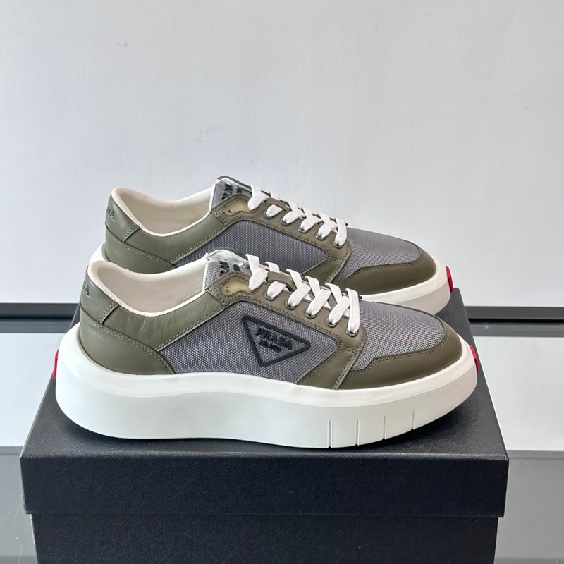 プラダ メンズ スニーカー PRAX1 39-44