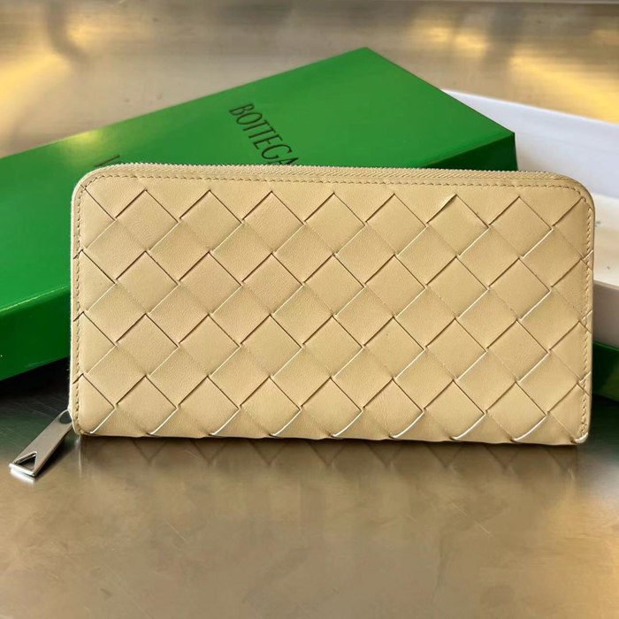 BOTTEGA VENETA イントレチャート ロングウォレット メンズ 19×10×2cm