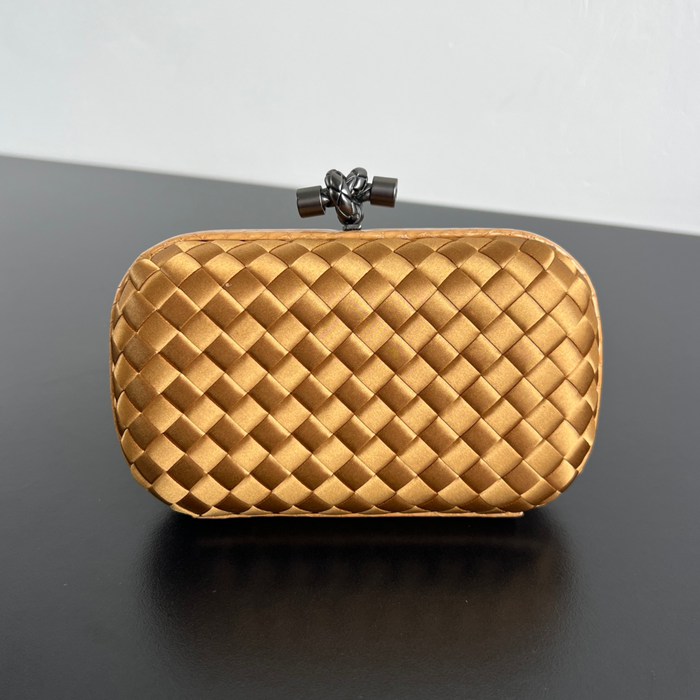 BOTTEGA VENETA ノット シルク編み スネークスキン クラッチ レディース 16×10×5cm