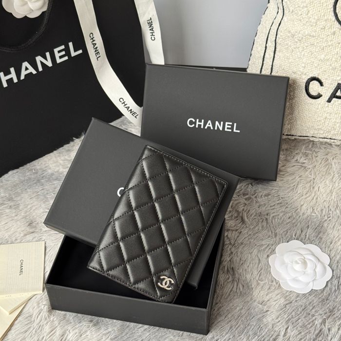 CHANEL パスポートケース ラムスキン ユニセックス 14.5×10.5×2cm