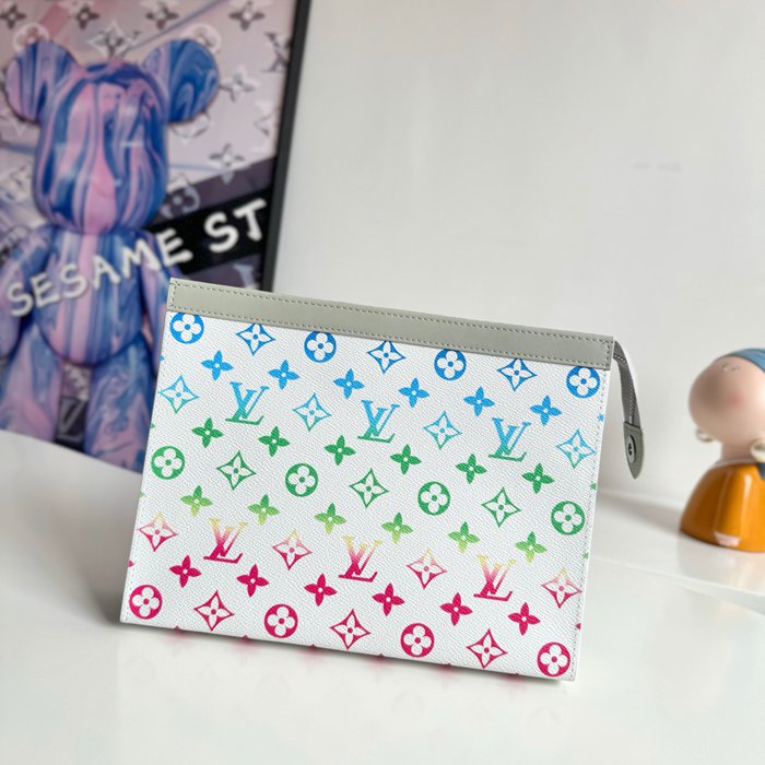 LOUIS VUITTON ポシェット ボヤージュ モノグラム グラデーション メンズ 26×20×5cm