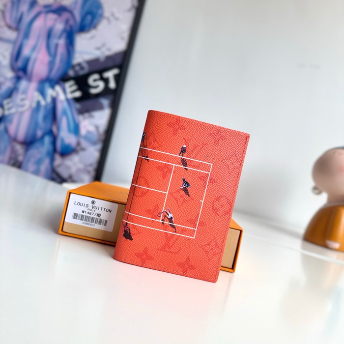 LOUIS VUITTON パスポートケース カラードモノグラム キャンバス メンズ 14×10×2.5cm