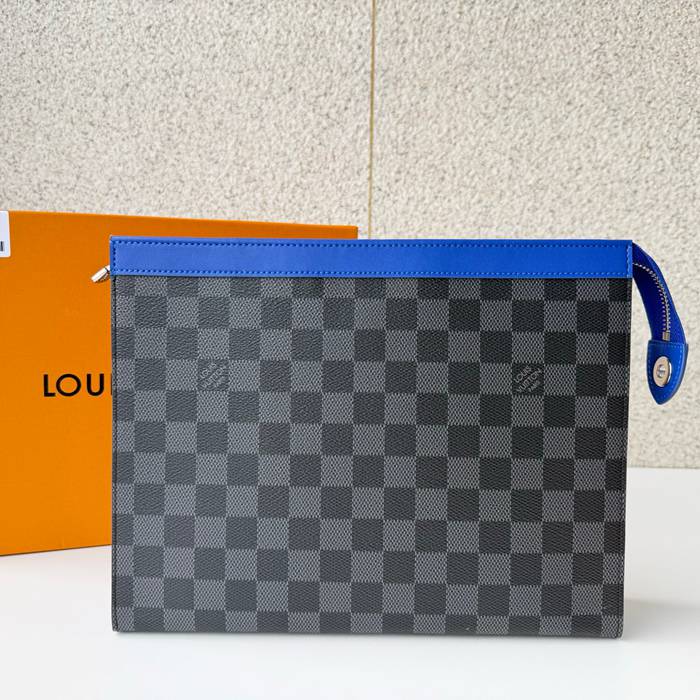 LOUIS VUITTON ポシェット ボヤージュ MM ダミエ グラフィット メンズ 26×20×5cm