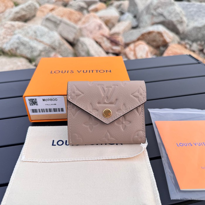 LOUIS VUITTON ゾエ ショートウォレット モノグラム アンプラント レザー レディース 9.5×7.5×3cm