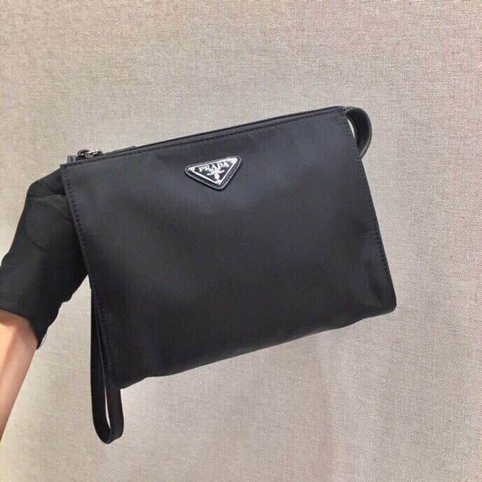 PRADA クラッチバッグ リサイクルナイロン メンズ 24×17×6.5cm