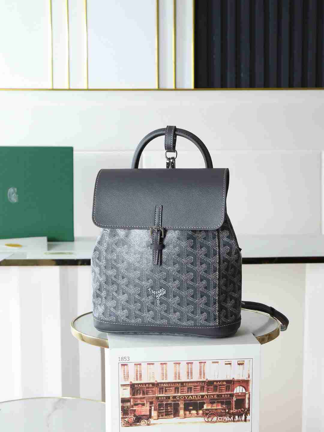 ゴヤール スタイル アルン ミニ リュック グレー サイズ：19×20×9cm