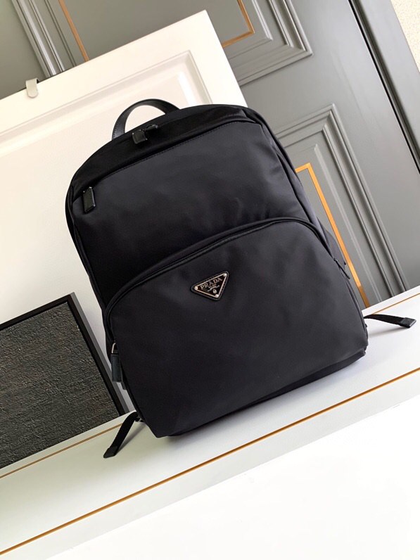 プラダ スタイル リュック 2VZ104 サイズ：30×39×15cm