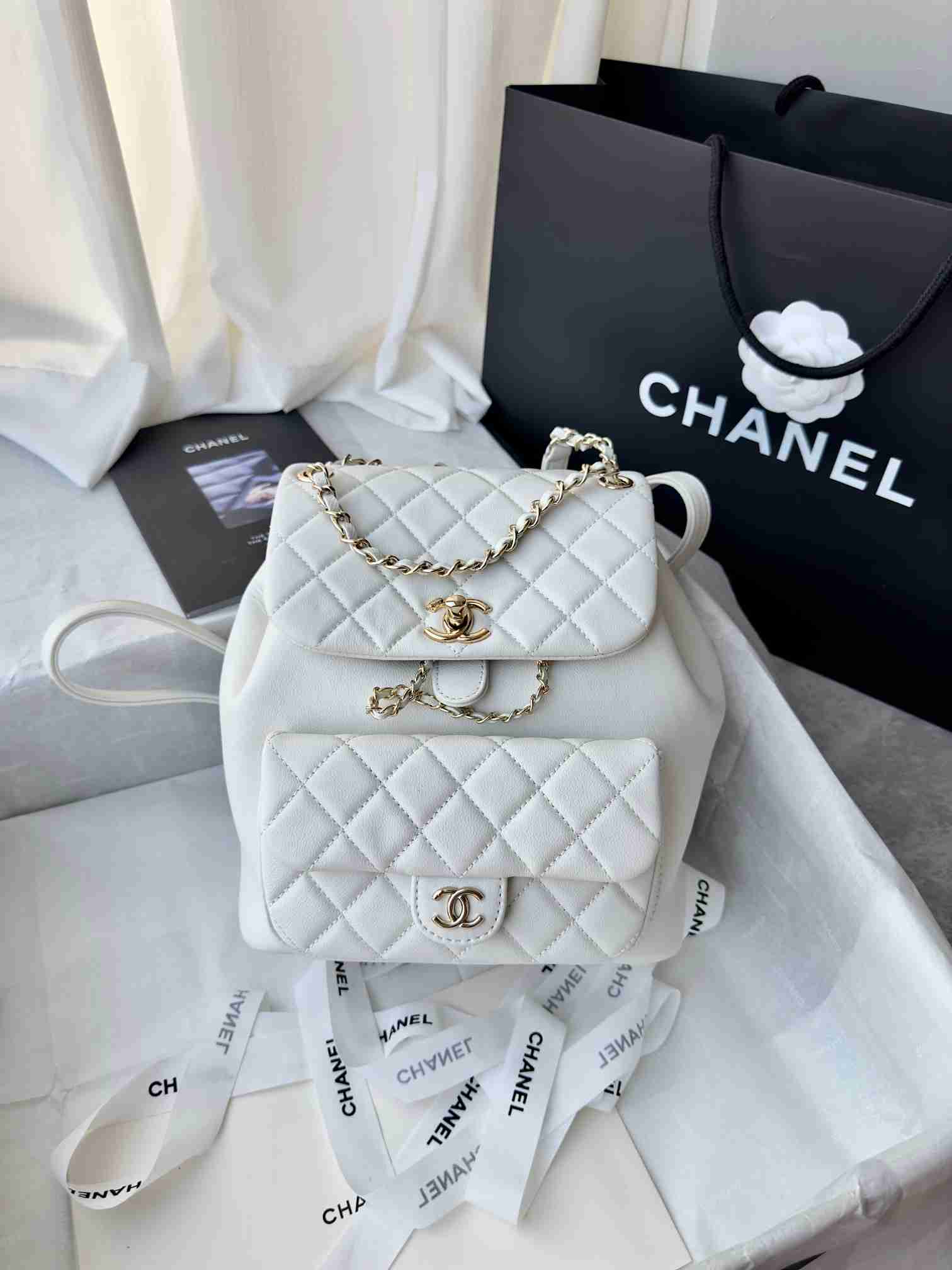 シャネル スタイル デュマ ラージ リュック カーフスキン サイズ：22×25×18cm