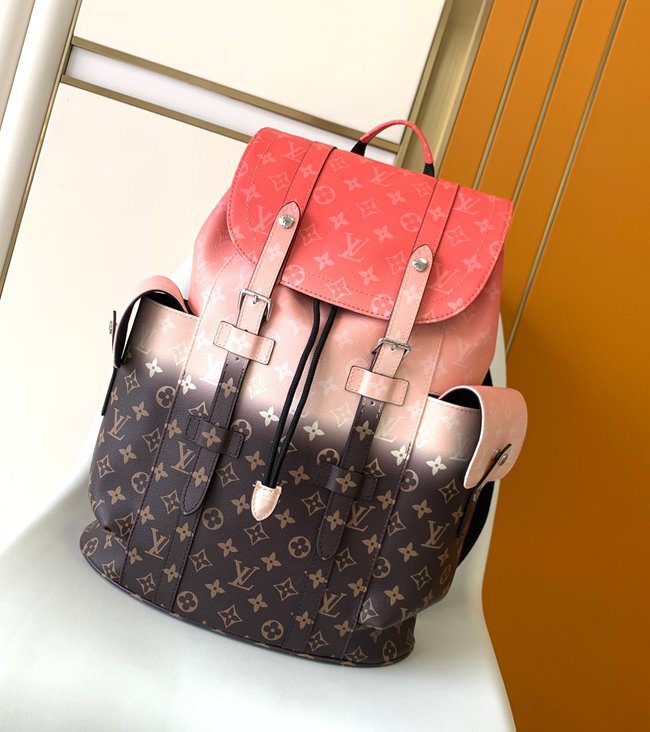 ルイ・ヴィトン スタイル クリストファー スモール リュック サイズ：41×48×13cm