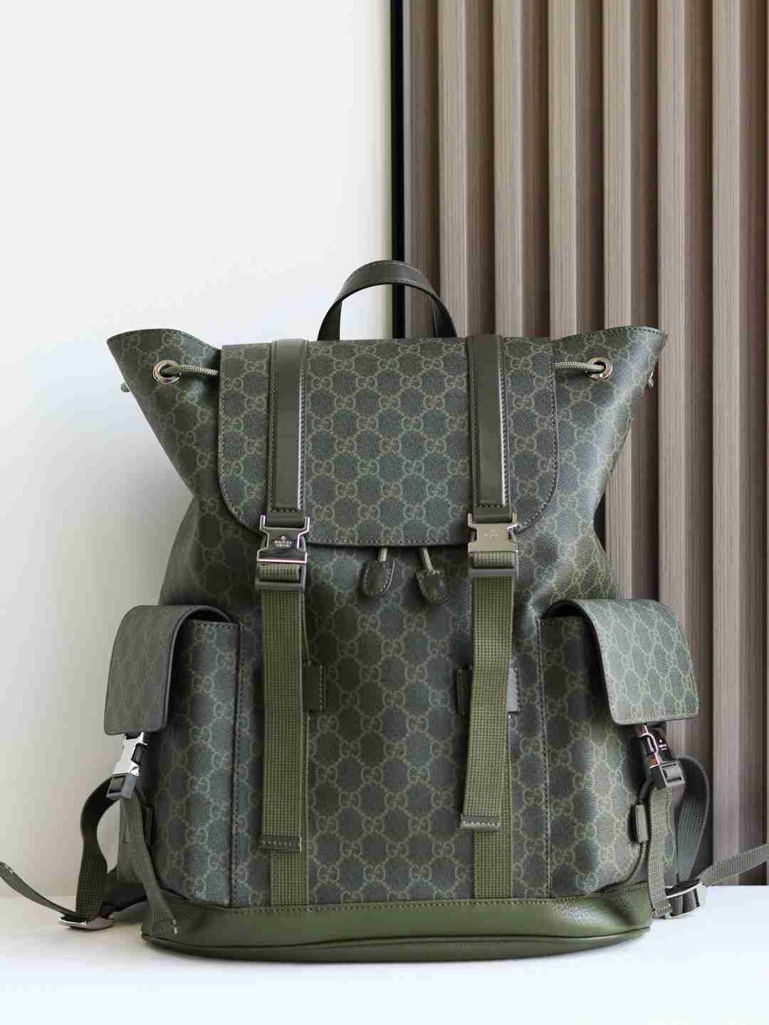 グッチ スタイル GG リュック ブラック サイズ：46×35×12cm