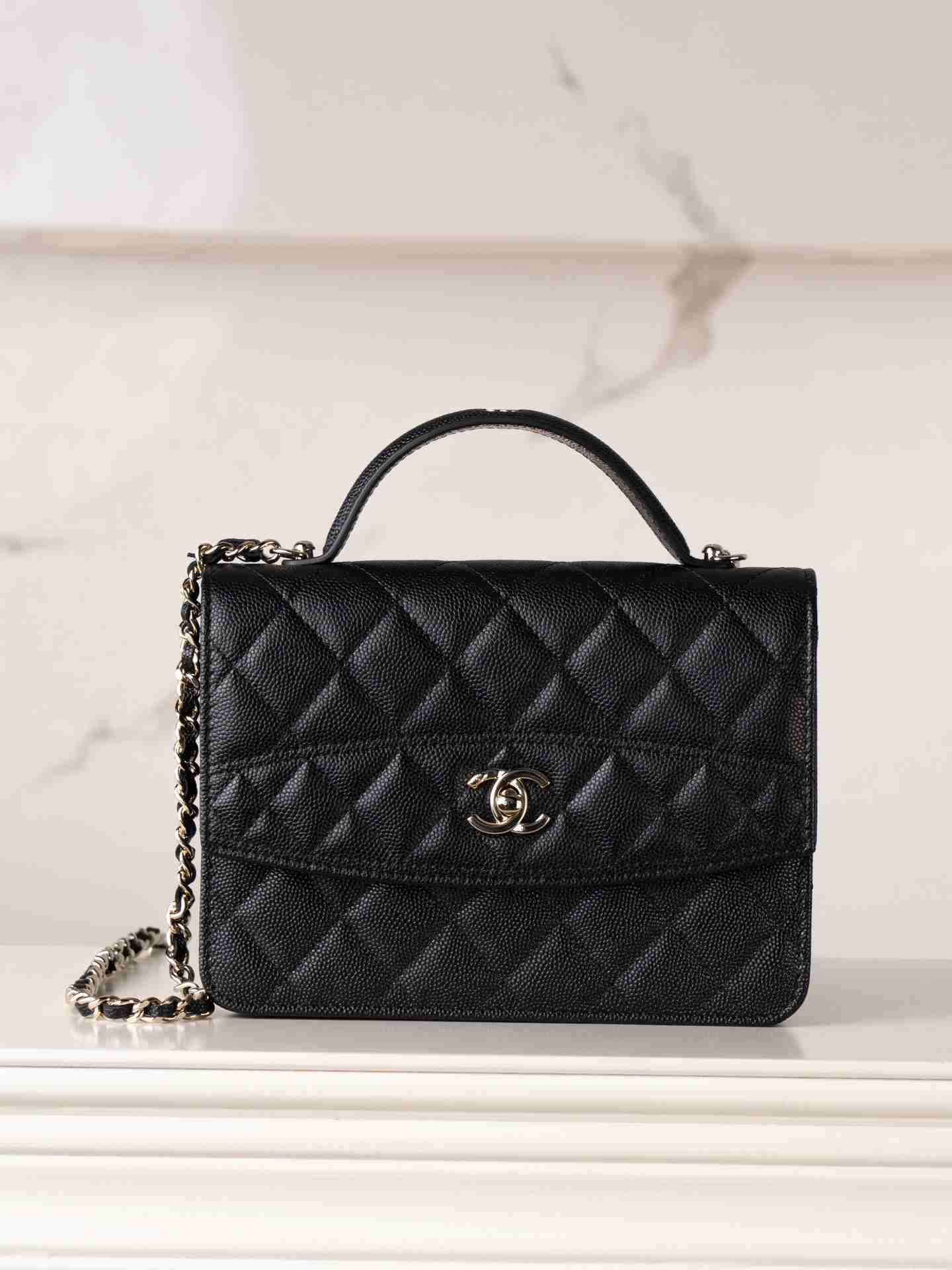 シャネル スタイル 25C ミニ リュック サイズ：14×18×3cm