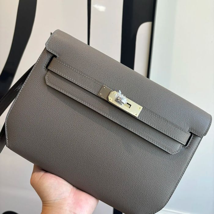 HERMES ケリー デペッシュ 25 クラッチバッグ エプソム革 ショルダーストラップ付き サイズ: