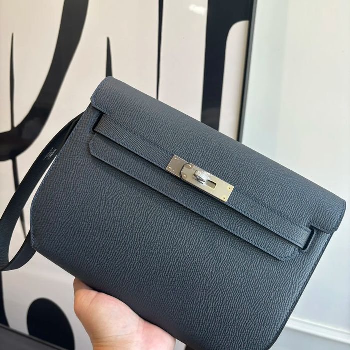 HERMES ケリー デペッシュ 25 クラッチバッグ エプソム革 ショルダーストラップ付き サイズ:
