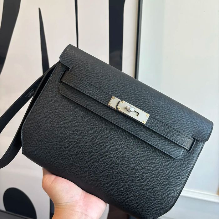 HERMES ケリー デペッシュ 25 クラッチバッグ エプソム革 ショルダーストラップ付き サイズ: