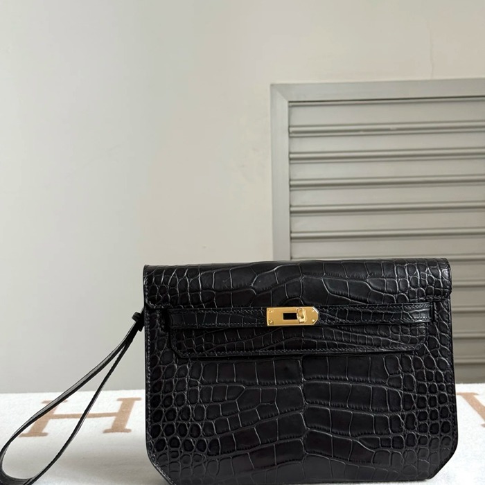HERMES ケリー デペッシュ 25cm クラッチバッグ マットワニ腹皮 ブラック サイズ: