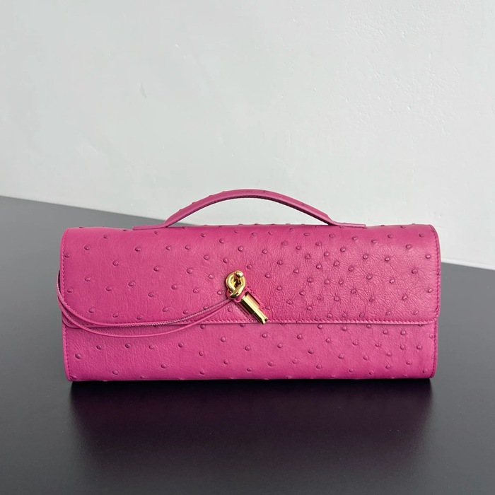 BOTTEGA VENETA BV 805241 アンディアーモ クラッチバッグ ダチョウ革 31x13cm サイズ:31x13cm