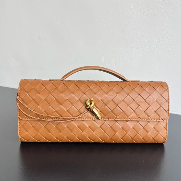 BOTTEGA VENETA BV 741511 クラッチバッグ 編み羊革 31x13cm サイズ:31x13cm